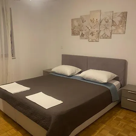 Apartment Mbm